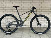 Nova Scott Spark RC Team Issue TR