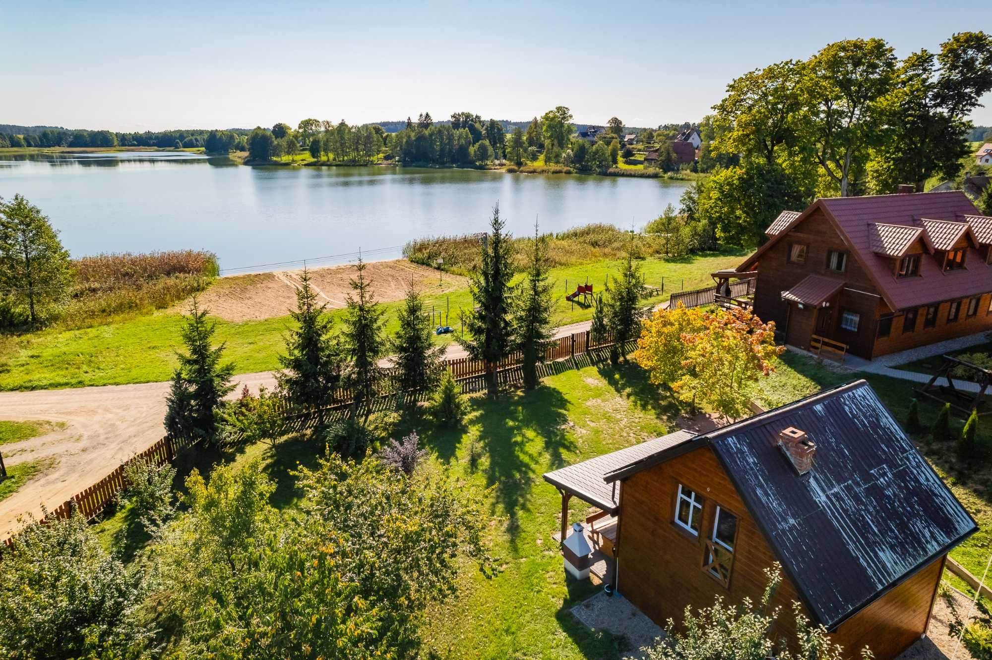 Domki całoroczne z basenem w Paprotkach Mazury