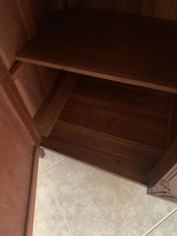 Louceiro antigo sem necessitar restauro