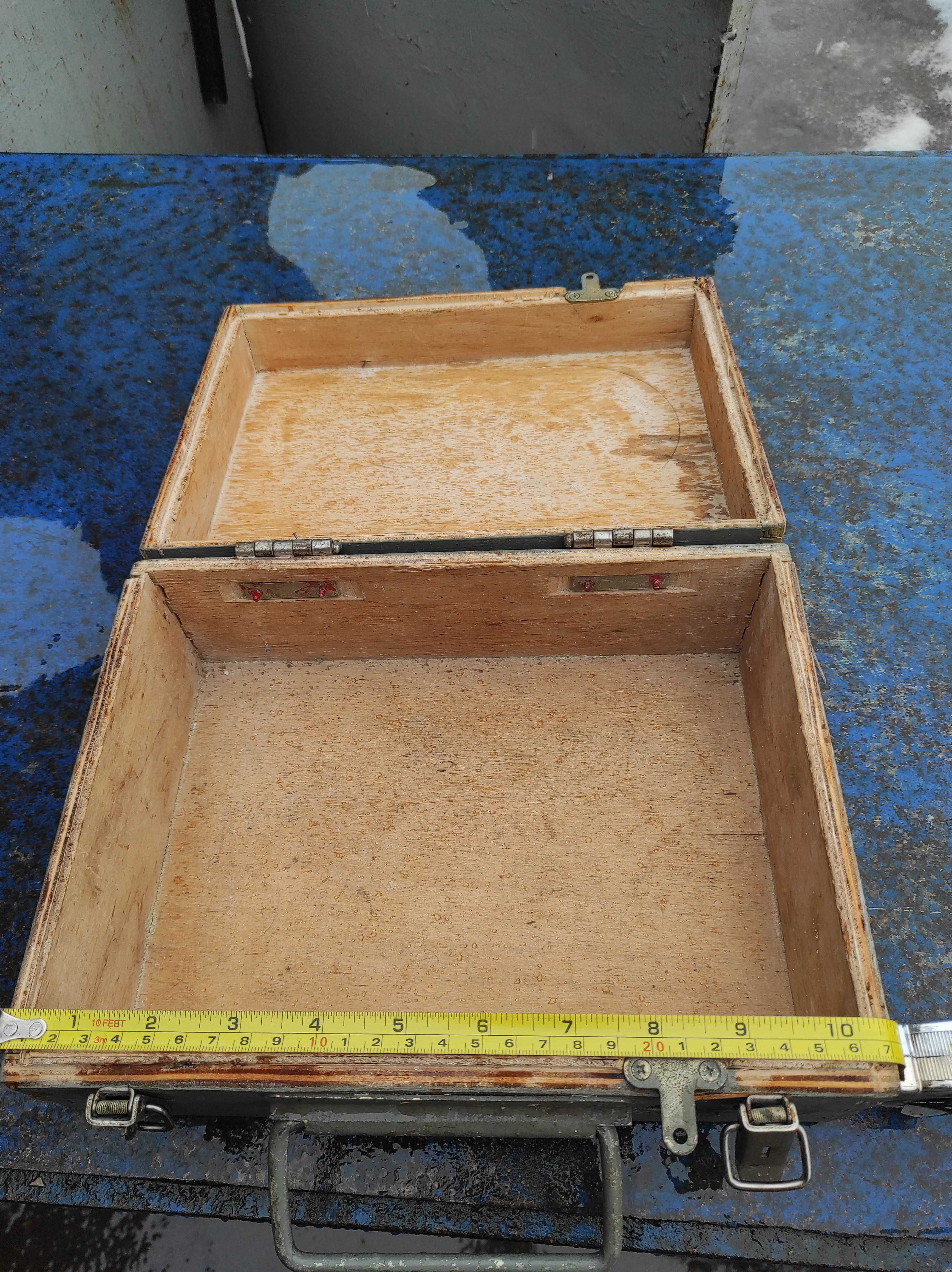 Небольшой ящик хозяйственный деревянный 12х20х27 см с защелками