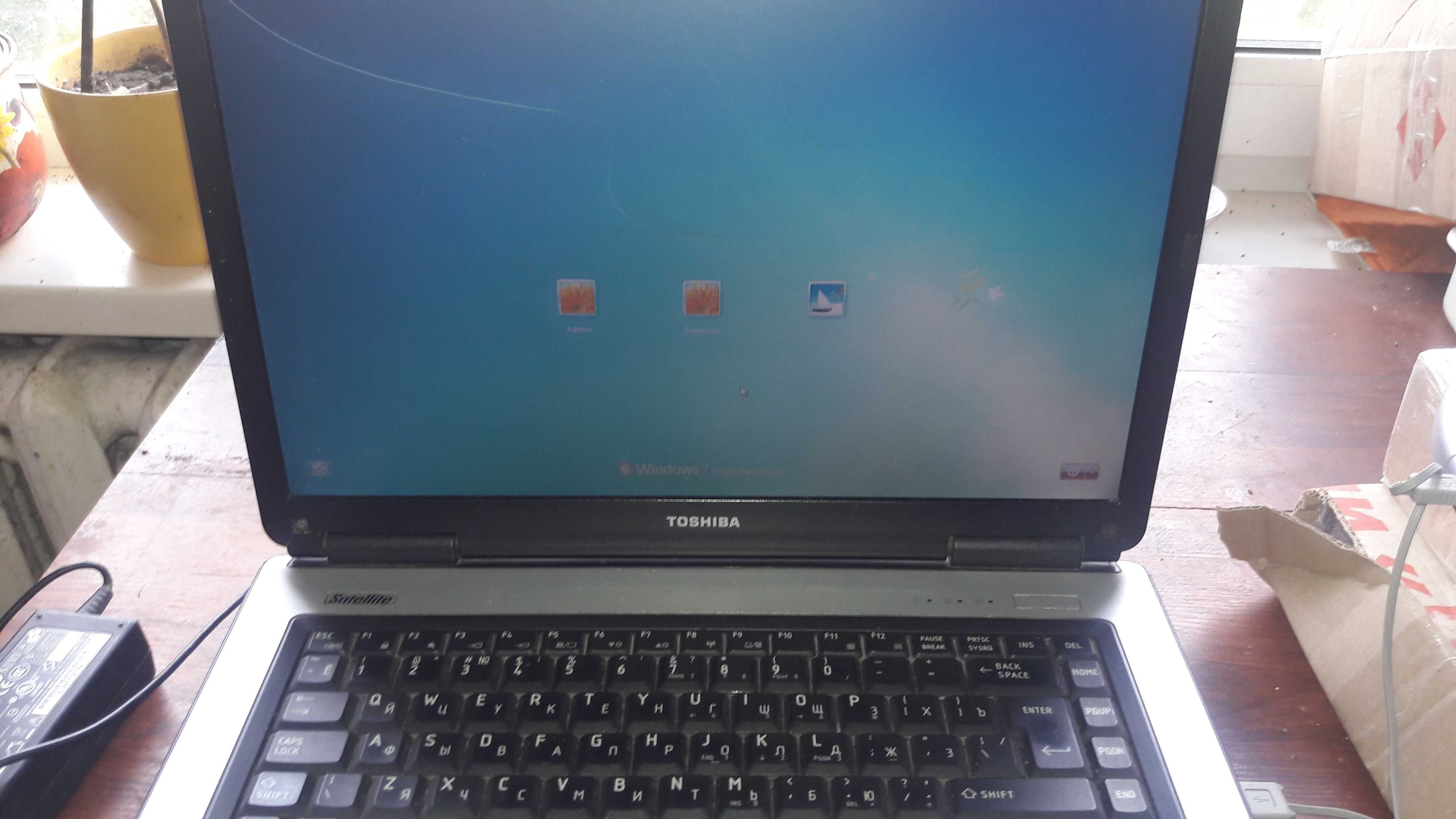 ноутбук Toshiba L40-139