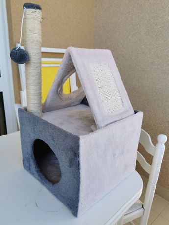 Árvore / Casa / Arranhador para gato