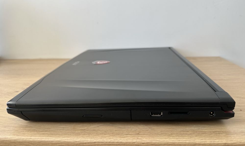 Laptop Gamingowy MSI GE72 6QF Apache Pro – i7 / GTX 970M / 8GB RAM