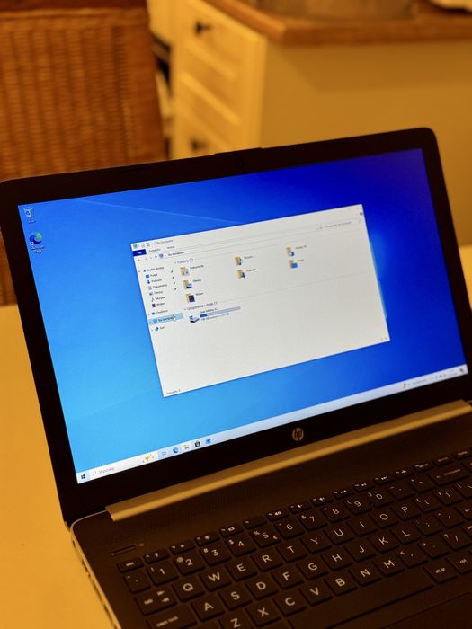 Laptop HP 15-db005nw, 15,6”, sprawny, biurowy