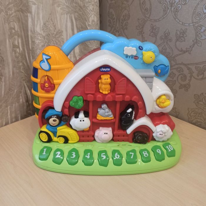 Будиночок Ферма Chicco  у відмінному стані
