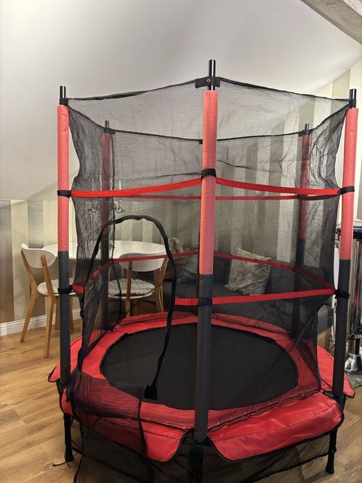 Trampolina dziecięca nowa