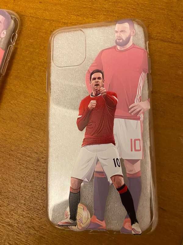 capas para iPhone 11 nunca usadas.