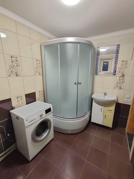 Подобова оренда котеджу в Яремче