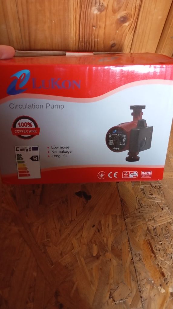 Циркуляційний насос Lukon 25-40-180
