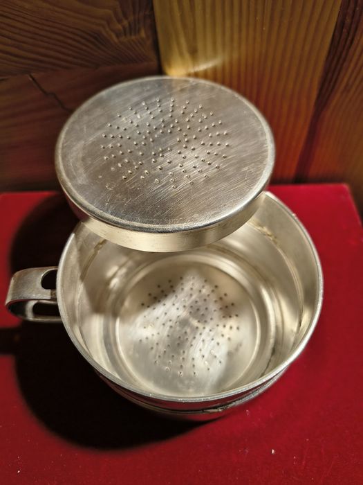 Posrebrzany zaparzacz do herbaty