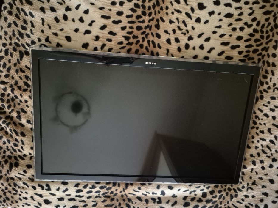 Телевізор LED ( Smart TV ) SAMSUNG UE32F4500AK  ідеальний стан