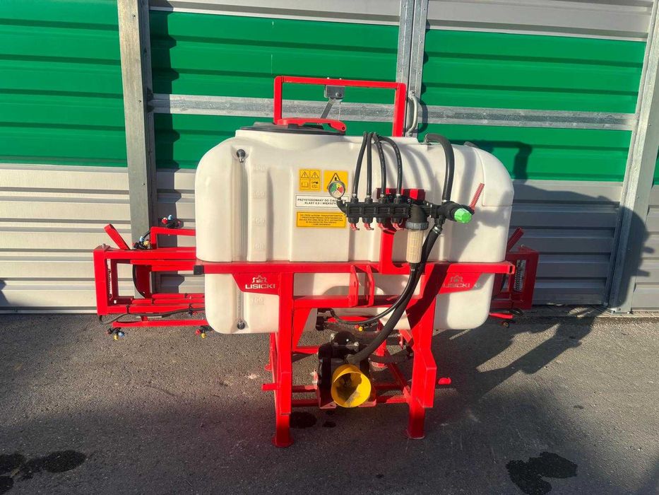 opryskiwacz zawieszany 600l Lisicki
