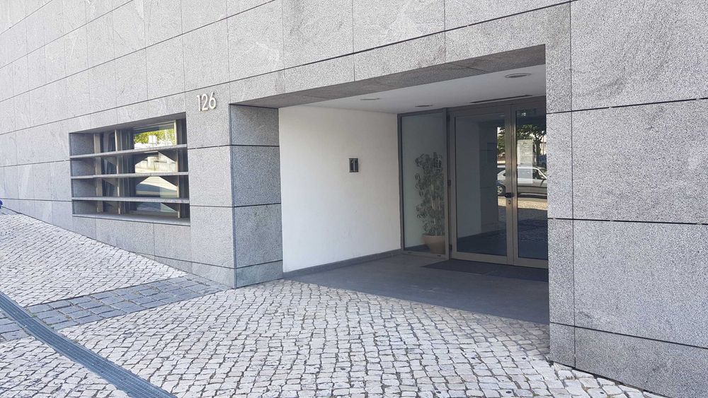 Arrenda-se T0 Alma Shopping