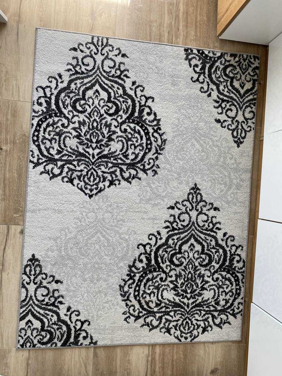 Dywan  w  wymiarach 160/120