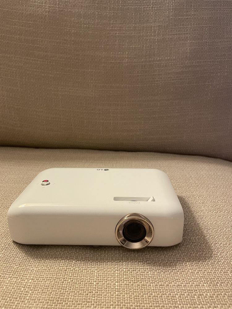 Projector Cinebeam LG PH510PG
