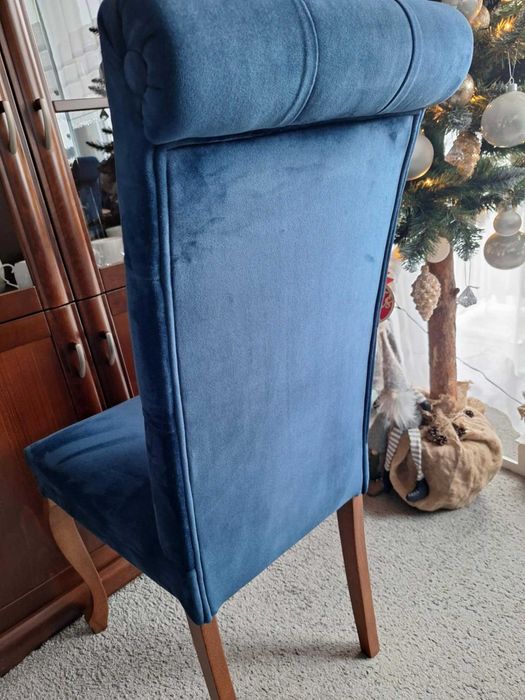 Stół + krzesła. Drewno bukowe, velvet premium. Stan idealny. Zapraszam