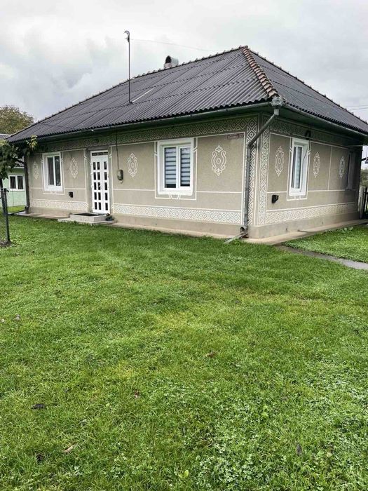 продам:) Будинок-господарство