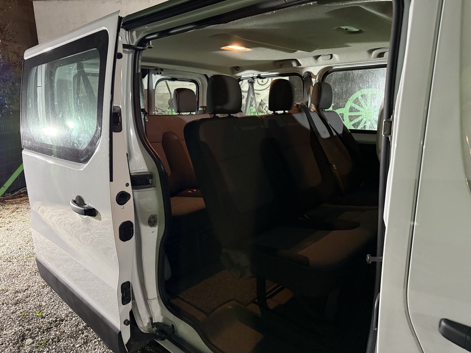 Opel vivaro 1.6cdti 9lugares 2017