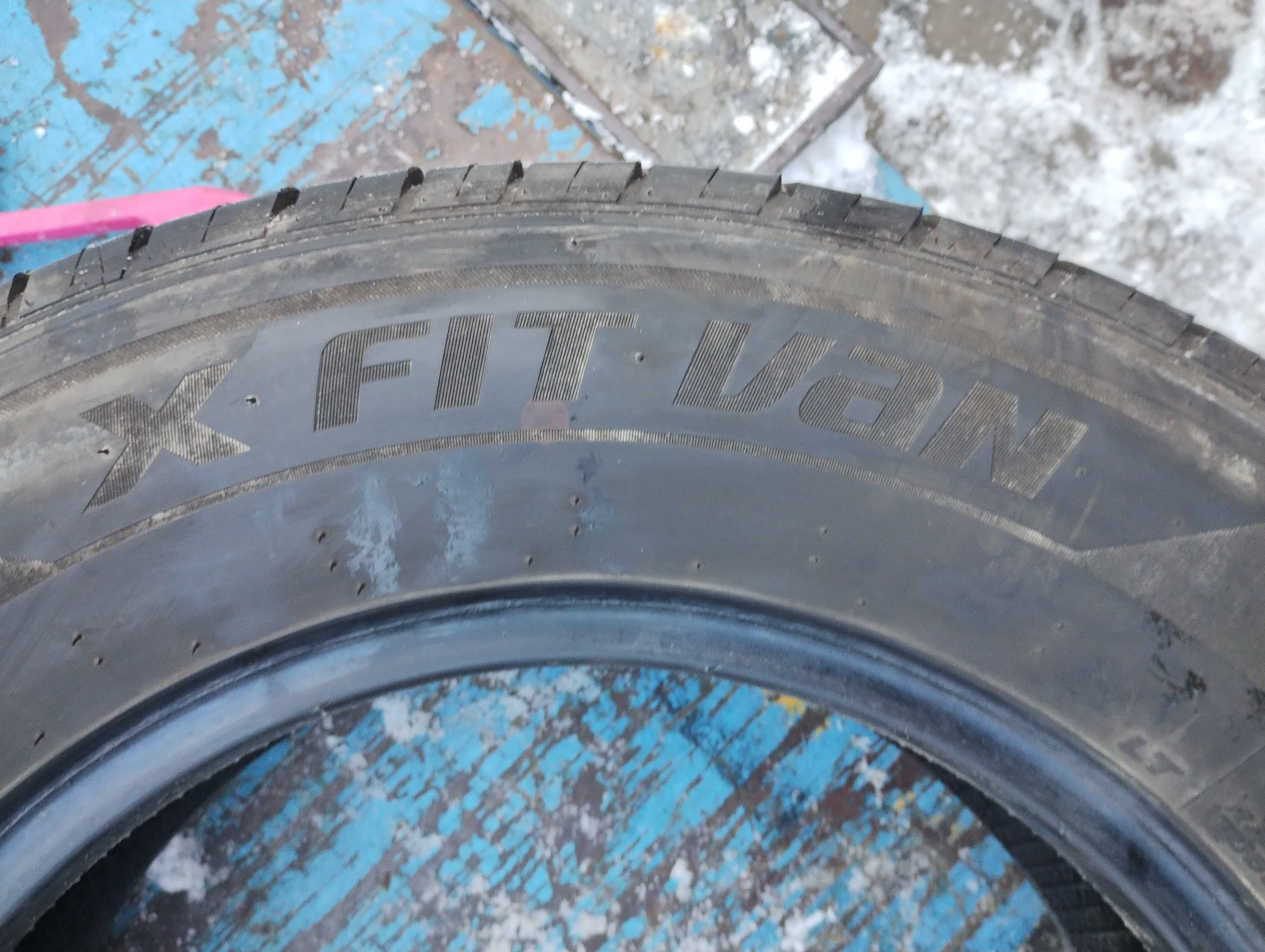 2x Opony letnie Laufenn X Fit Van 205/75/16C PAR16