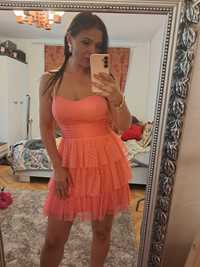 Różowa letnia sukienka Gina Tricot w rozmiarze S