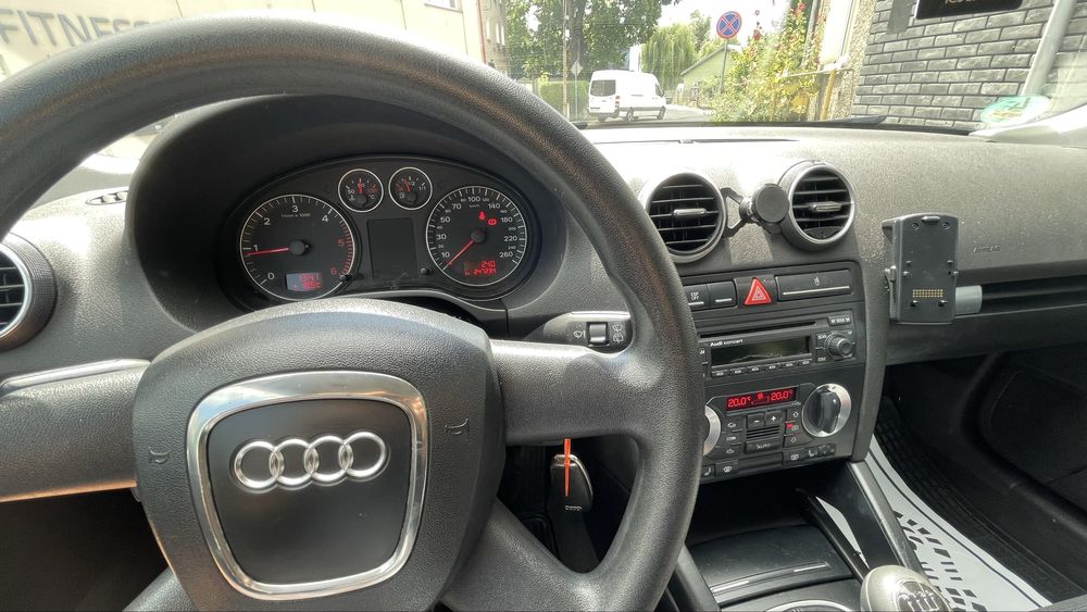 1.9 tdi 105 koni 4x grzane fotele Hak Sportback