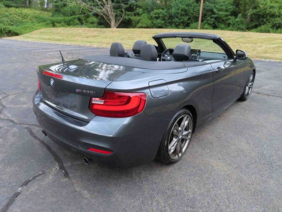 BMW 2 Series M235i Convertible      2016