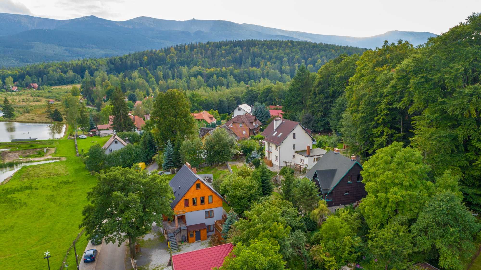 Karkonosze Śnieżne Kotły Michałowice 
 Widok na Góry Las 70 zł osoba