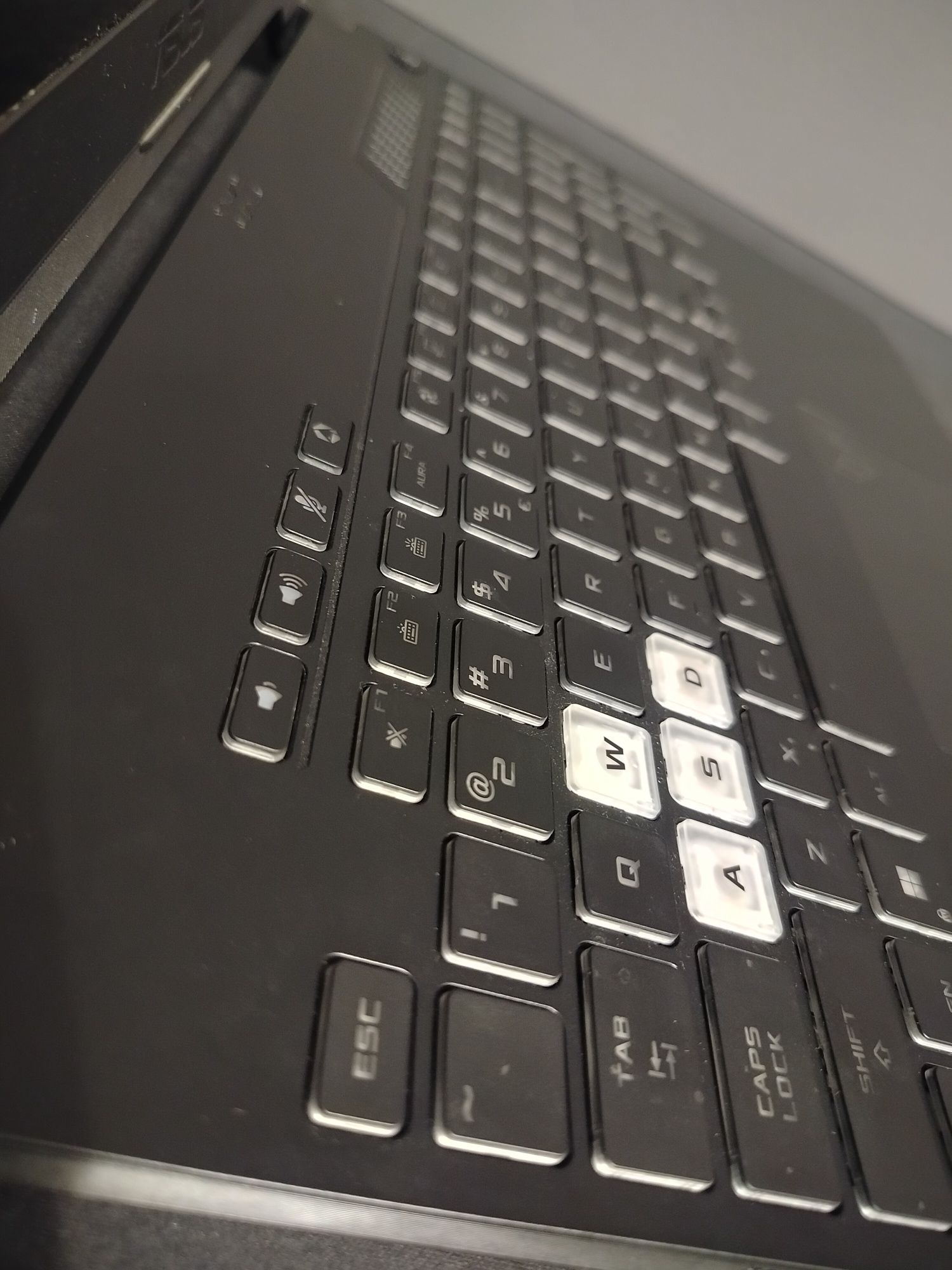 Sprzedam Laptopa ASUS TUF GAMING F15
