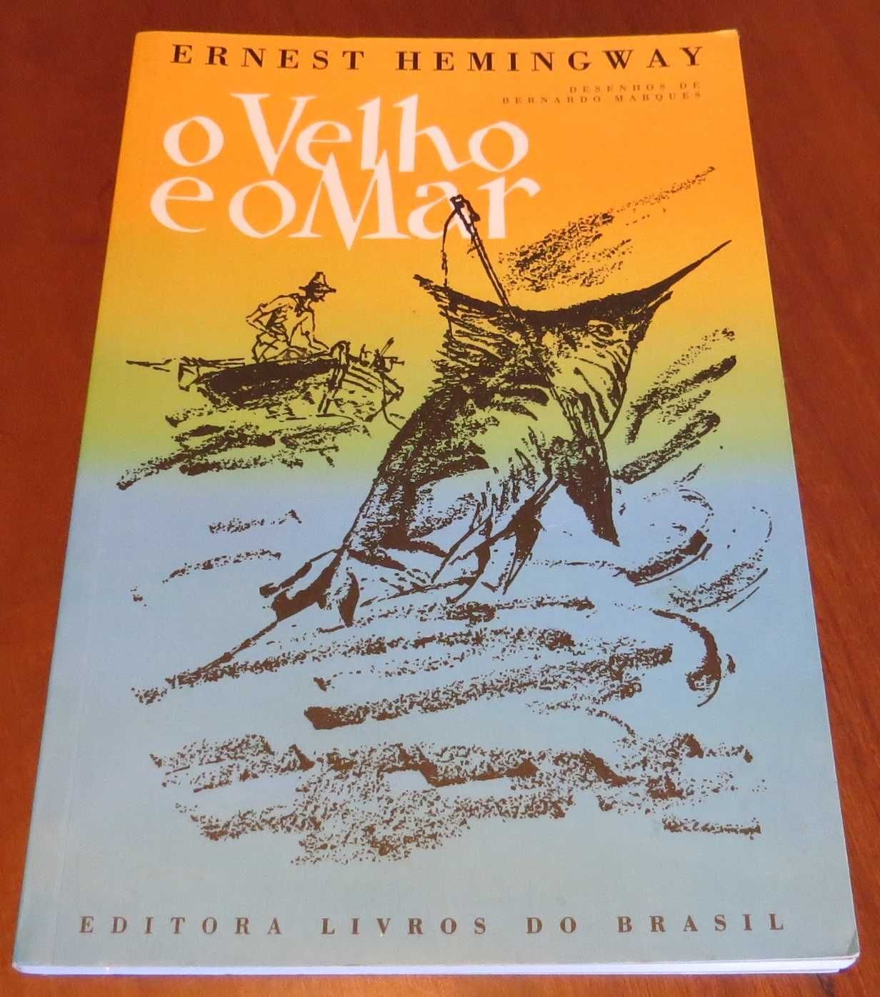 Cronica do rei pasmado/Os Maias /Cão como nós / Bichos