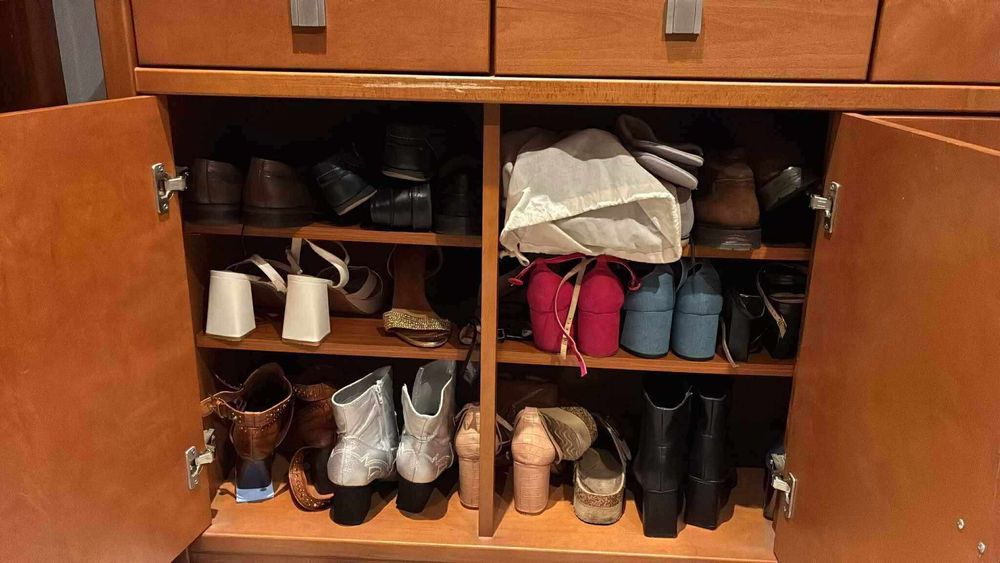 Aparador / sapateira