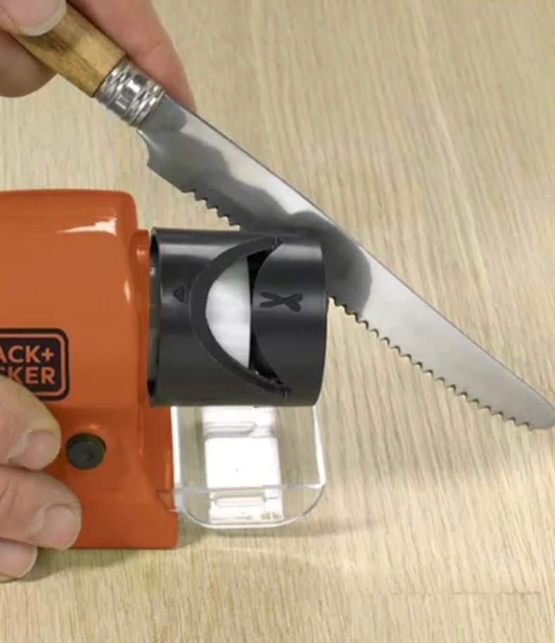 Ostrzałka elektryczna do noży lub sekatora Black&Decker