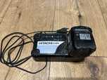 Ladowarka HITACHI + akumulator