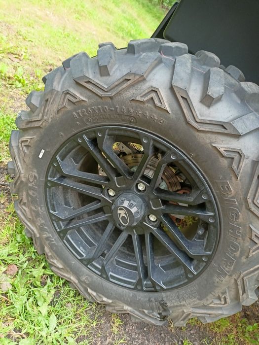 Quad KYMCO mxu 700 + PŁUG