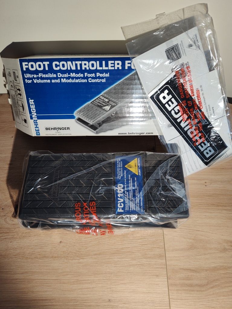 Pedał głośności Behringer FCV100 V2