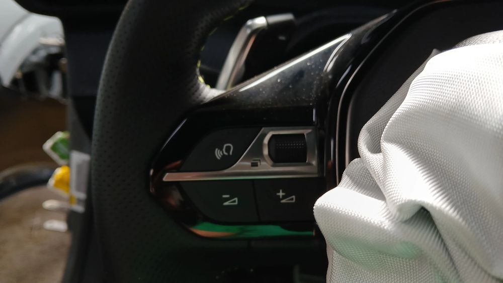 Volante de direção PEUGEOT 2008 II (U_)