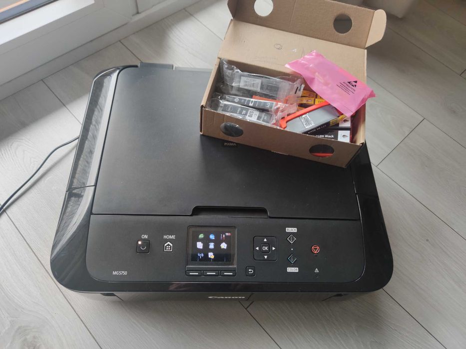 Canon Pixma + 12 Tuszy. Błąd 5B00