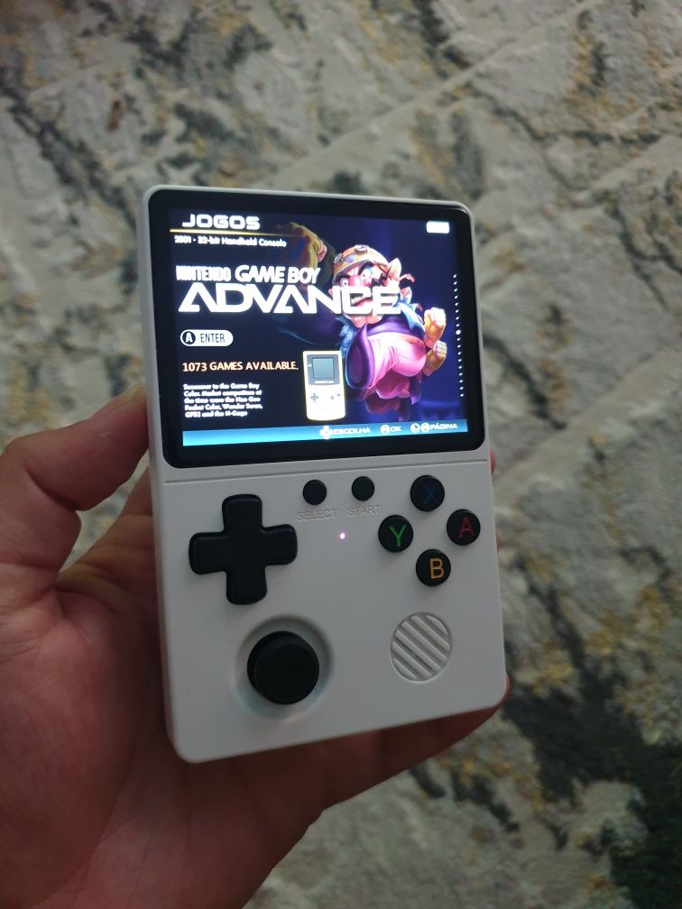 Consola com 22950 Jogos