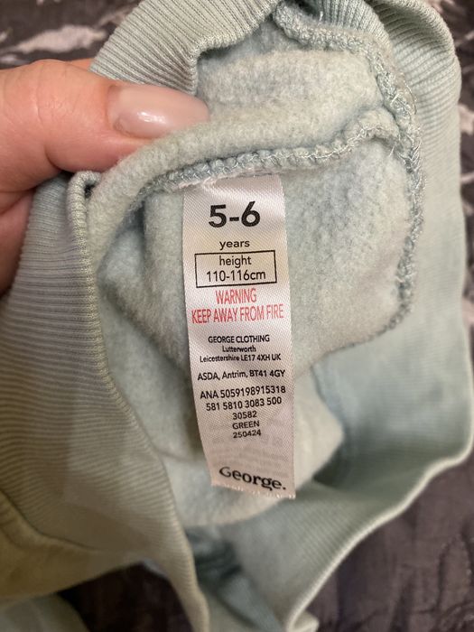 Кофтинка для дівчинки