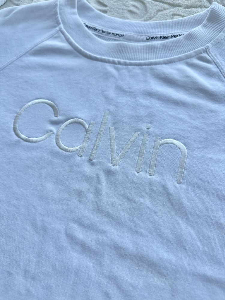 Кофта світшот Calvin Klein оригігал новий