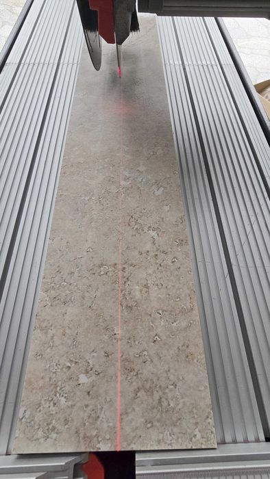 Przecinarka do płytek stołowa 1200W Rubi DC-250