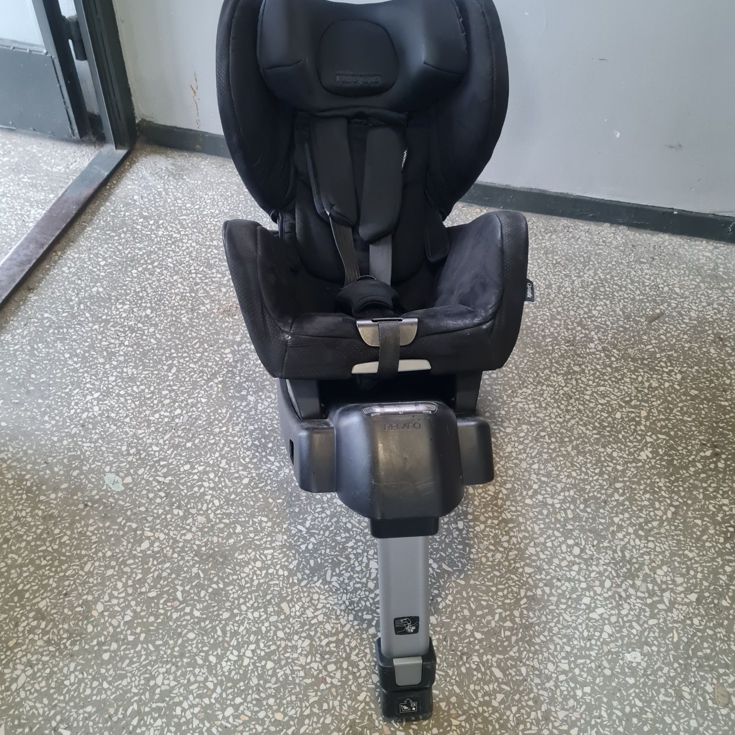 Fotelik samochodowy Recaro optiafix  z bazą czarny ISOFIX sprawdź to!