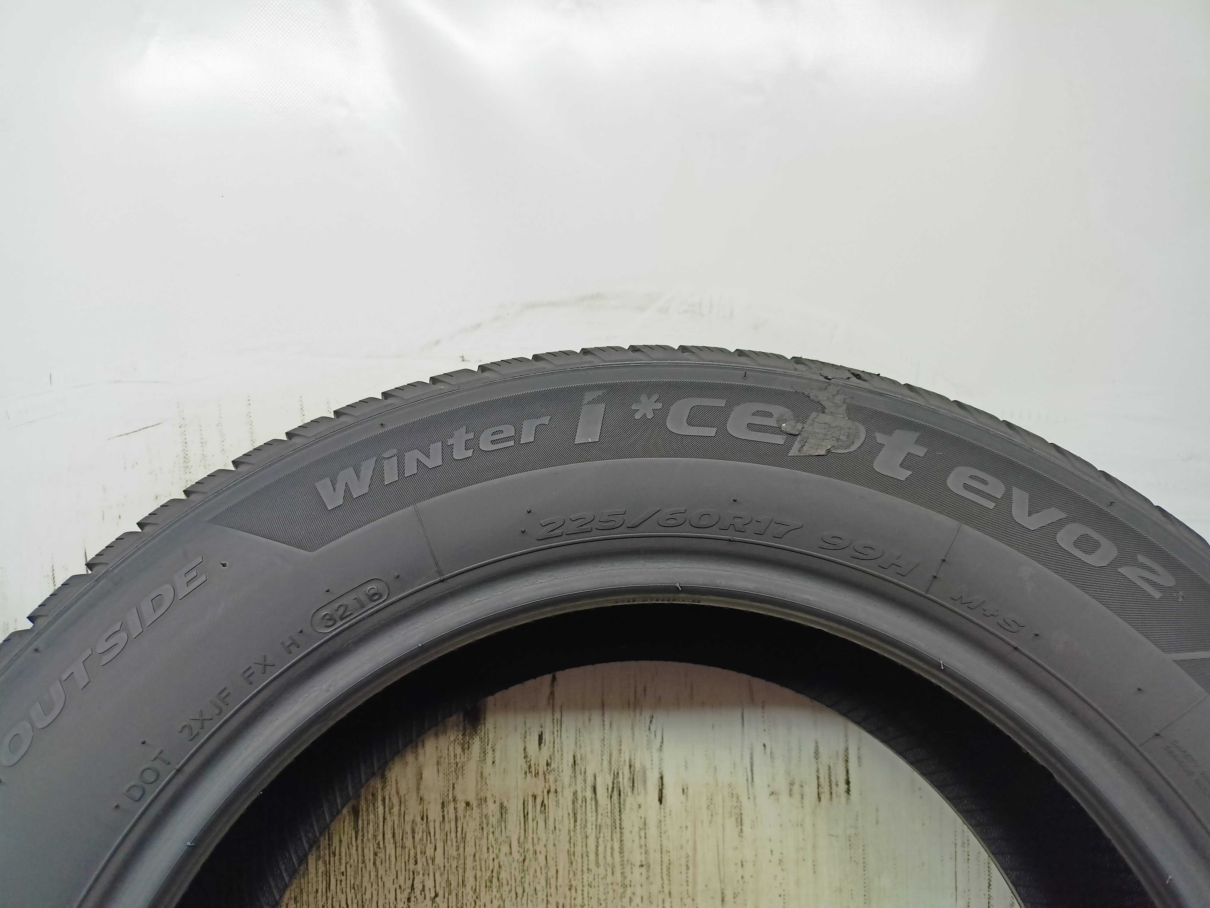 Hankook Winter Icept Evo2 225/60/17 2018rok 99H 2x5,8 2x4,2mm (390)