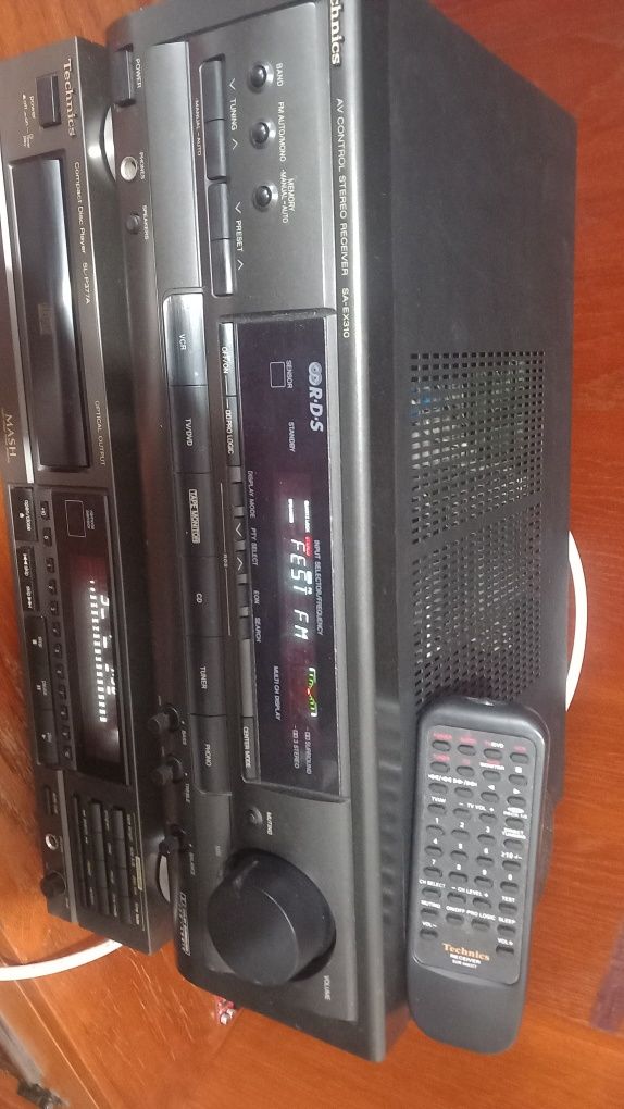 Technics SA-EX310 +pilot
