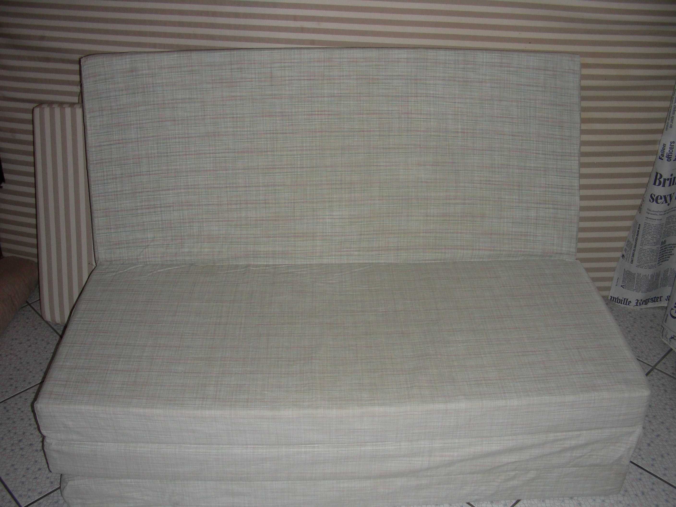 Sofa do spania 120x53,7x40 Rozkładana Materac 120x215x10. Jak nowa.