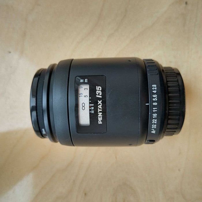 SMC Pentax-FA 135mm F2.8 [IF]
