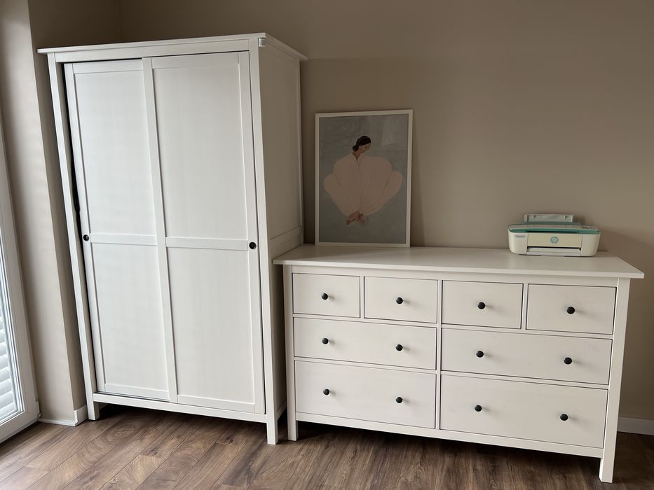 Biala szafa ikea Hemnes przesuwna sypialnia pokoj meble