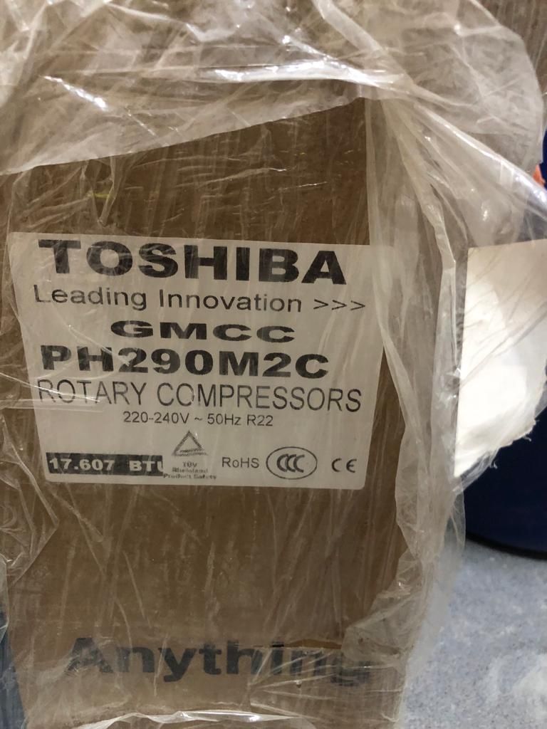 Компрессор холодильный Toshiba GMCC PH290 M2C