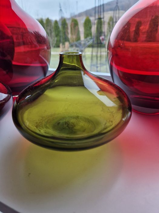 Butle-wazony na jeden kwiat-Salong Ikea