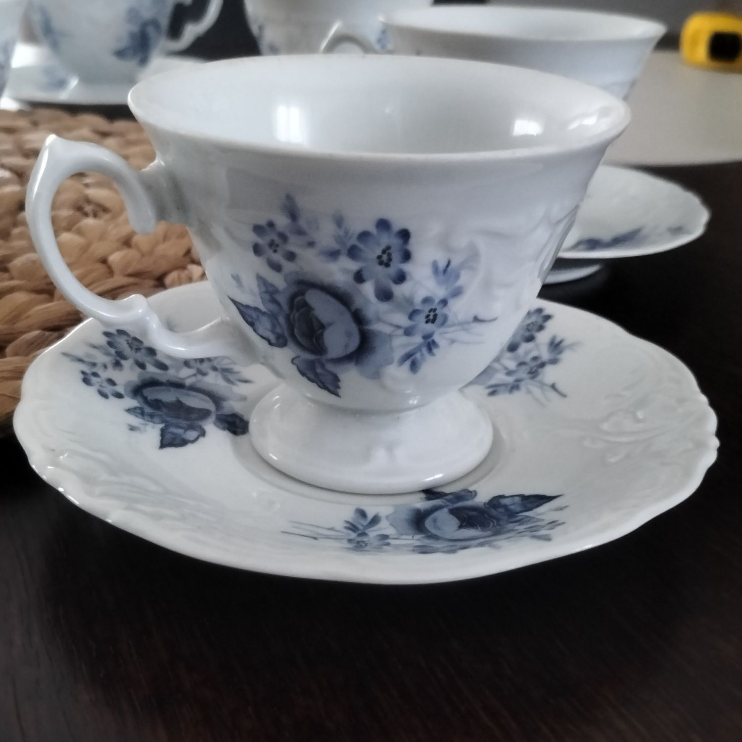 Filiżanki z podstawkami porcelana Wawel Wałbrzych