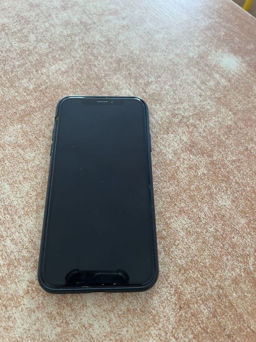 Na sprzedaż w bardzo dobrym stanie iPhonXS